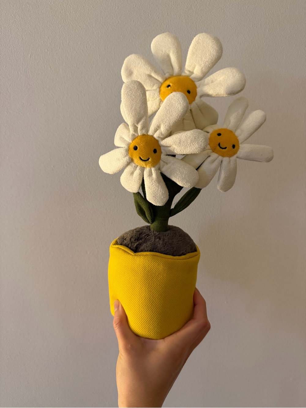 Jellycat Sunny Daisy Trio Plush in White and Yellow